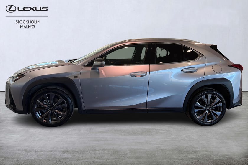 Bild 2 av Lexus UX 300h F Sport Design 199hk P-värm Navi Keyless Backkamera