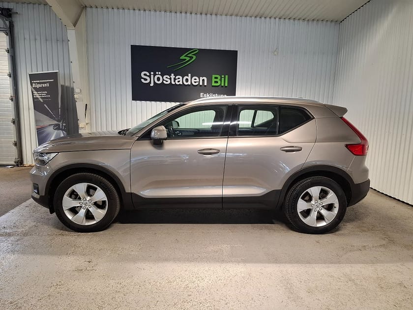 Bild 4 av Volvo XC40 B4 Geartronic Mom Adv SE Digitala Mätare Värmare Drag