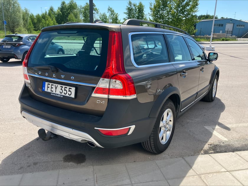Bild 2 av Volvo XC70 D4 Momentum Manuell Dragkrok Vinterhjul