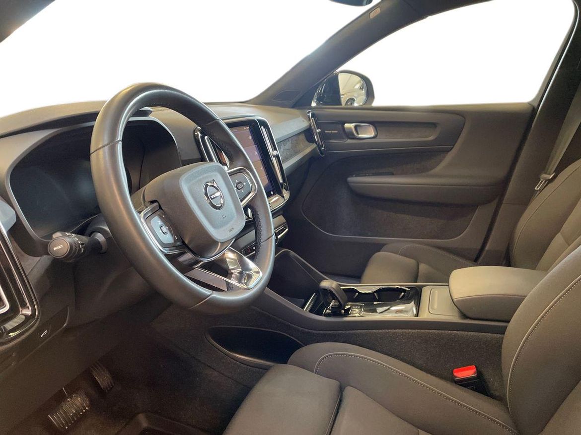Volvo XC40 2023 - miniatyr 5