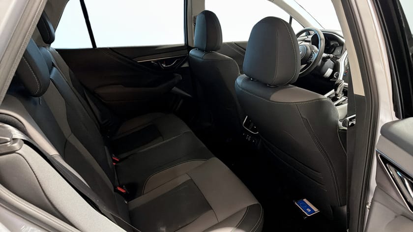 Bild 5 av Subaru Outback Field X-Fuel ink Vinterhjul & dragkrok!