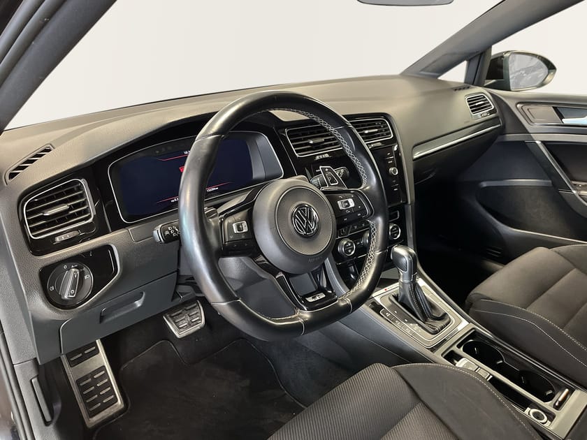 Bild 2 av Volkswagen Golf  R 