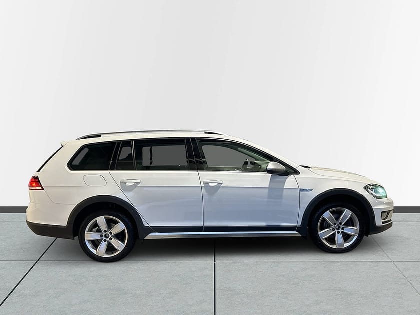 Bild 4 av Volkswagen Golf Alltrack 2.0 AWD Drag Kamera Dvärm SoV MOMS