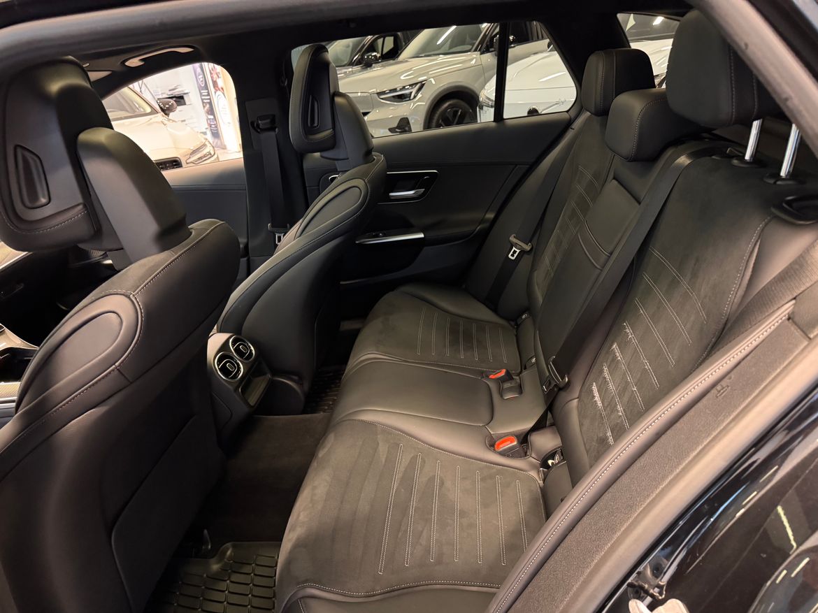 Mercedes-Benz C-Klass 2024 - miniatyr 8