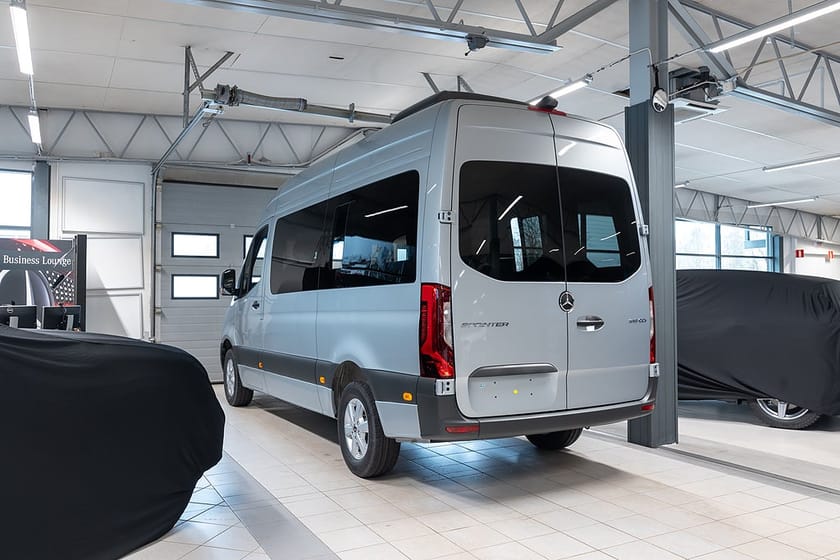 Bild 3 av Mercedes-Benz Sprinter 319 CDI Panel Van Tourer 9G-Tronic Byggnation/Projektbil