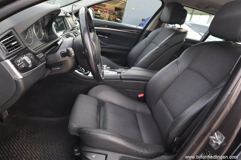 Bild 4 av BMW 520d Touring 520 5-serien RWD 184hk Dragkrok Automat Svensksåld