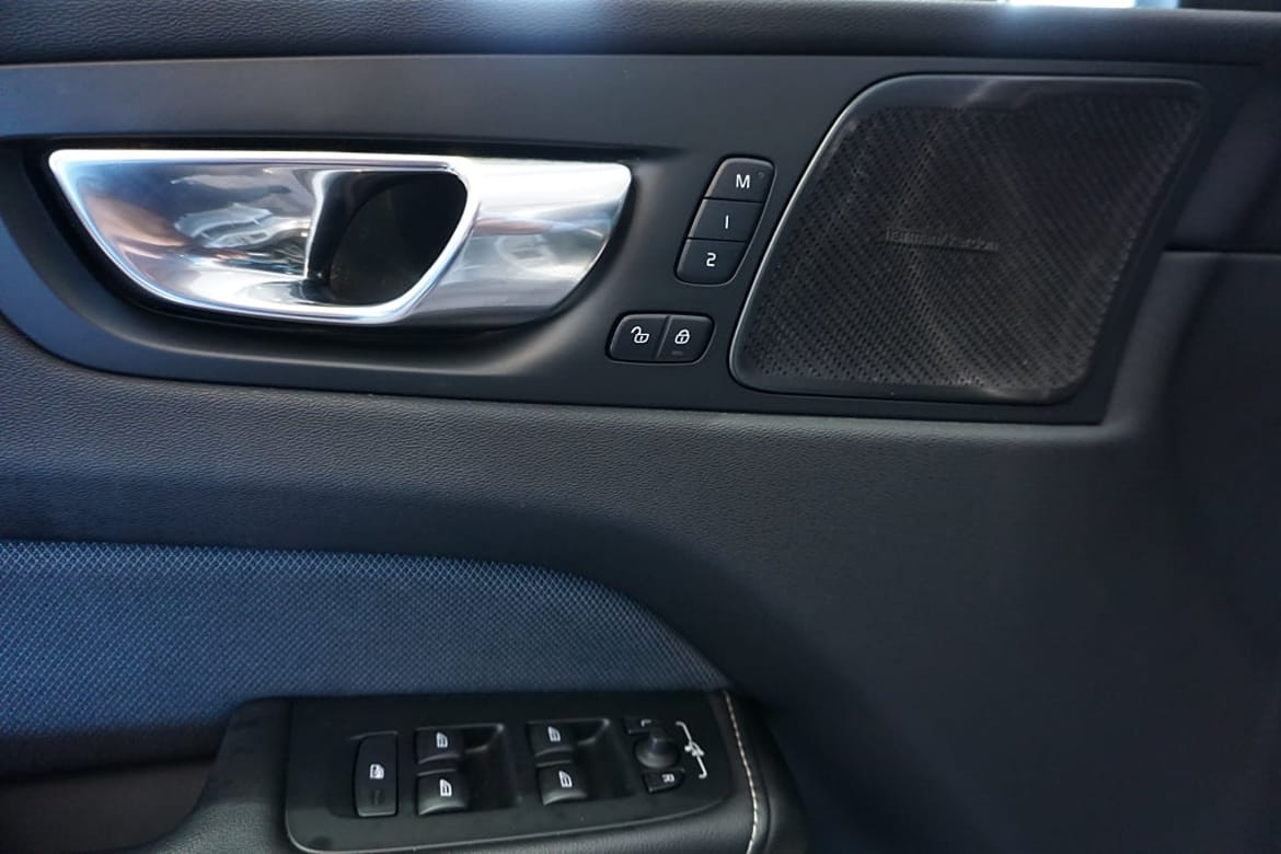 Volvo XC60 2022 - miniatyr 12