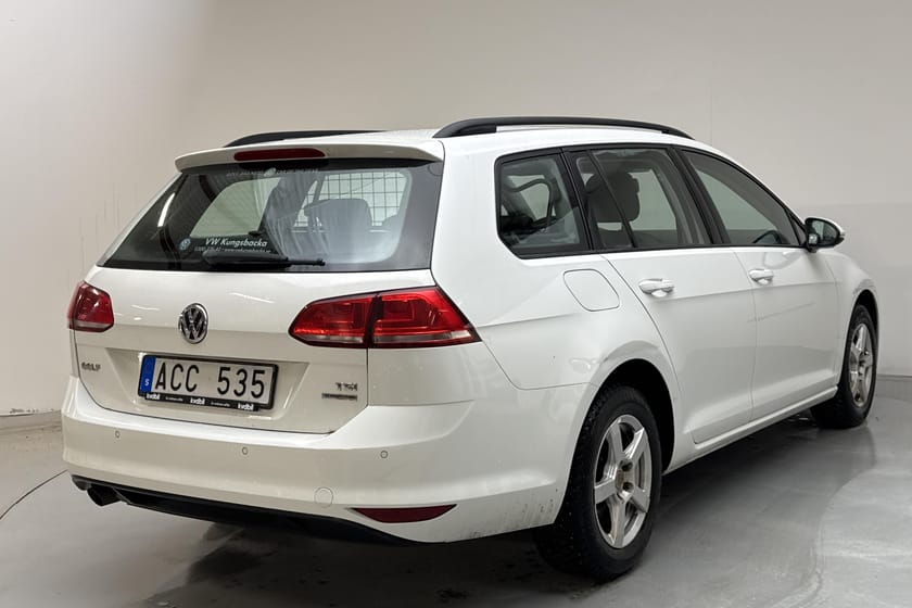 Bild 3 av Volkswagen Golf Sportscombi VII 1.2 TSI (105hk) Masters Drag