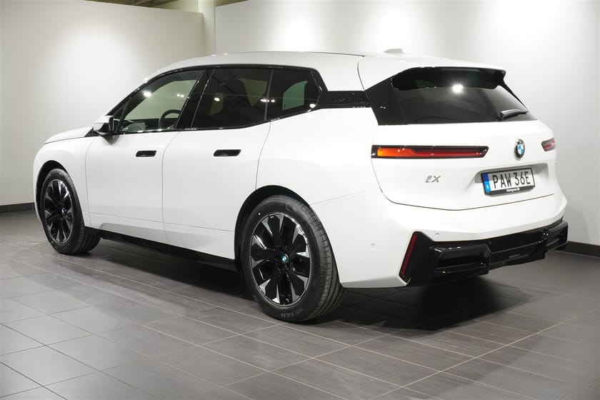 Bild 3 av BMW iX xDrive60 Charged M Sport Ed Drag DA Pro