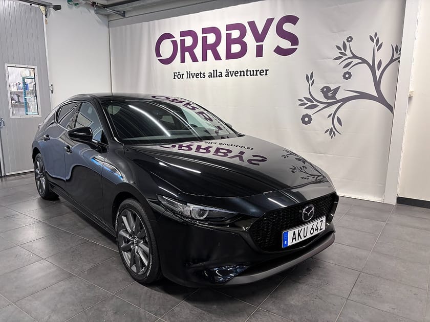 Bild 1 av Mazda 3 Hatchback 2,5l Skyactive M-Hybrid, Rattvärme Tonade rutor, Nav