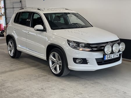 Volkswagen Tiguan R-Line 2.0 TDI 177hk Drag Värmare Backkamera