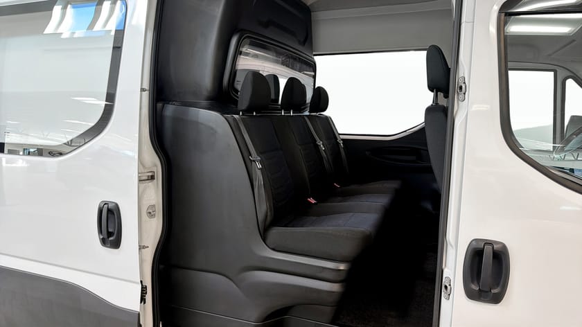 Bild 5 av Iveco Daily 35-140 Van Dubbelhytt 2.3 JTD Hi-Matic