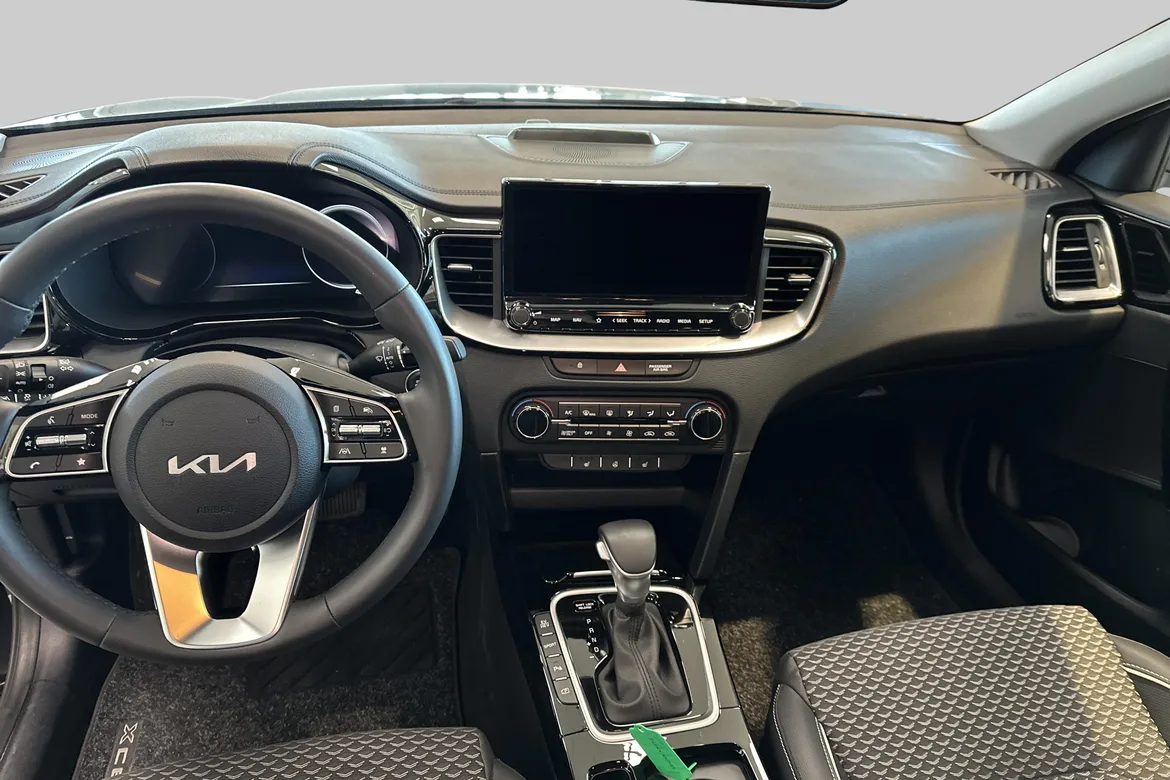 picture of a car