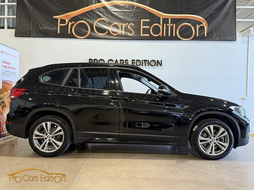 Bild 3 av BMW X1 sDrive20i Sport line/Head-Up/ Navigation/