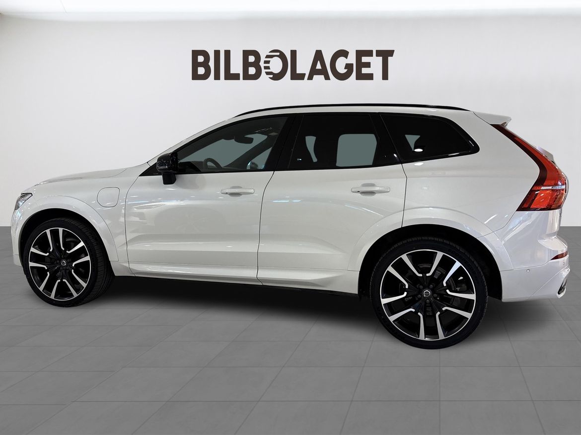 Volvo XC60 2022 - miniatyr 2