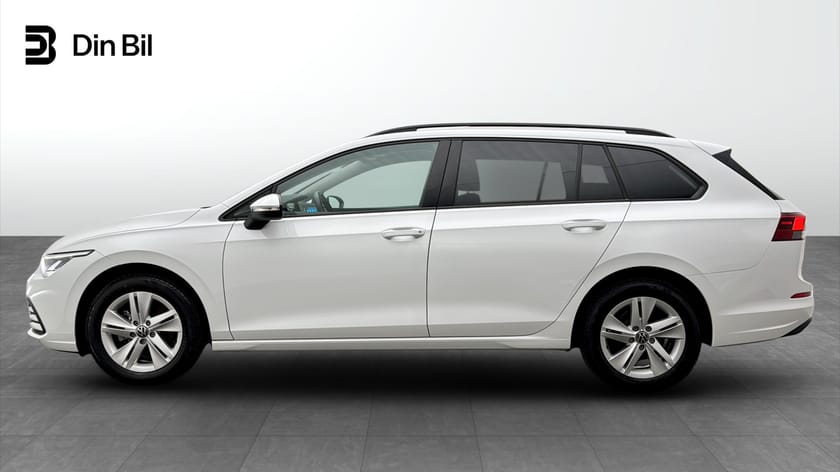 Bild 2 av Volkswagen Golf Sportscombi eTSI131 DSG Drag/P-värmare/Backkamera
