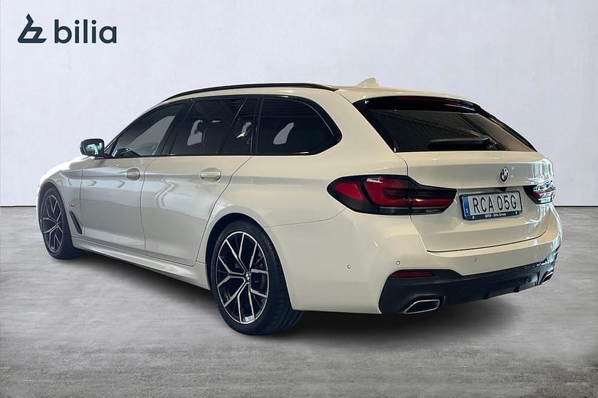 Bild 2 av BMW 520d xDrive Touring M Sport | Värmare | HiFi | Adaptiv fart.