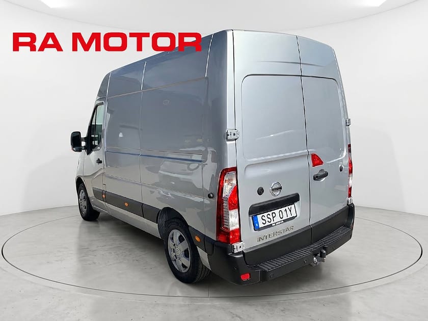 Bild 5 av Nissan Interstar Skåpbil 3.5t 180hk Automat L3H2 | Tekna | Moms | Drag | Låg mil