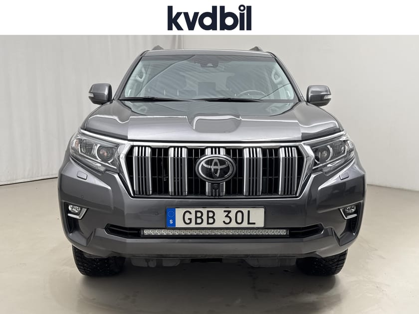 Bild 5 av Toyota Land Cruiser 150 2.8 D-4D (204hk) Helläder 7-sits