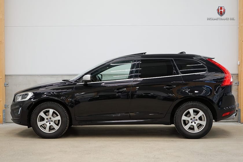Bild 1 av Volvo XC60 D4 AWD 190hk R-Design Pano Dvärm Rattvärm Kamera Adapt