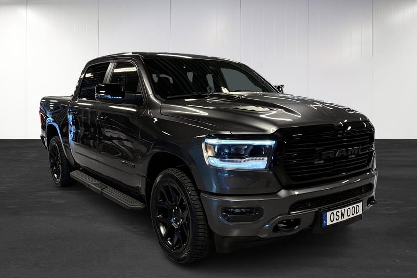 Bild 2 av RAM 1500 Crew Cab 5.7 V8 HEMI 4X4 | Laramie | Drag | Helläder | Backkamera |