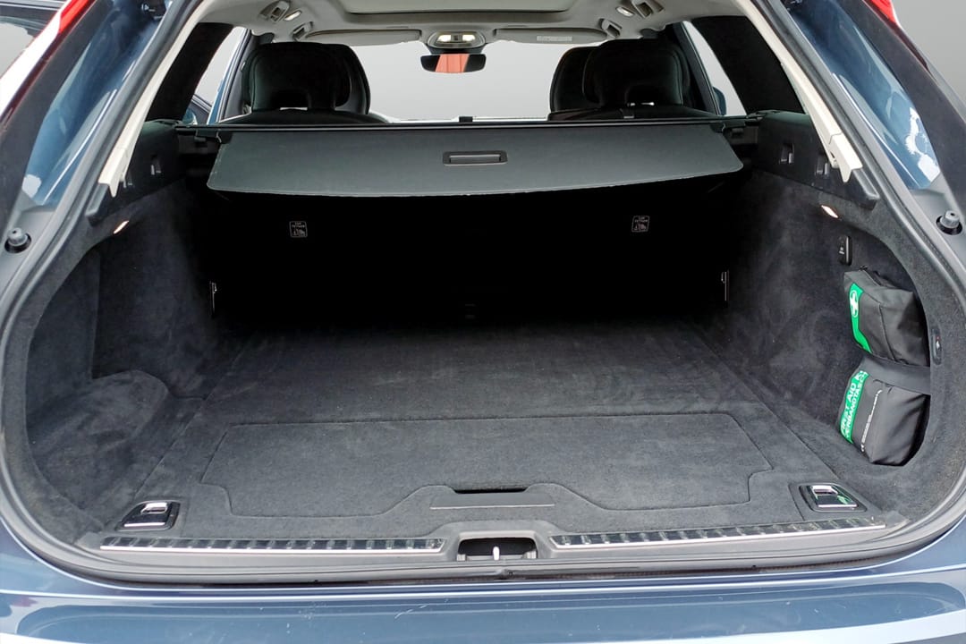 Volvo V90 Cross Country