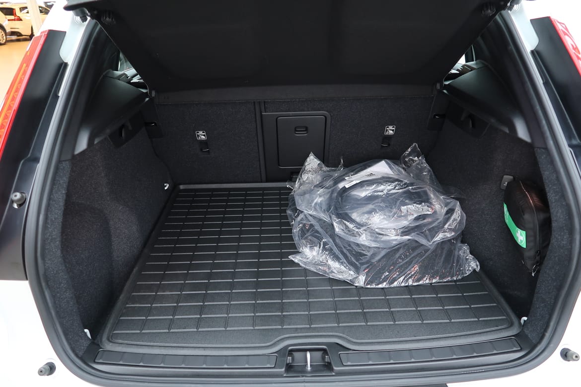 Volvo XC40 2022 - miniatyr 18