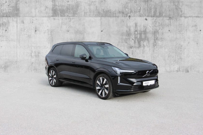 Bilde 2 av Volvo EX90 Twin Motor Performance Ultra KROK|21"|PILOT.ASSIST|7S++