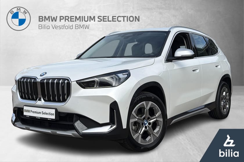 Bilde 1 av BMW iX1 xDrive30 xLine, HUD, Harman, El seter, Sportseter, Krok, LED ++