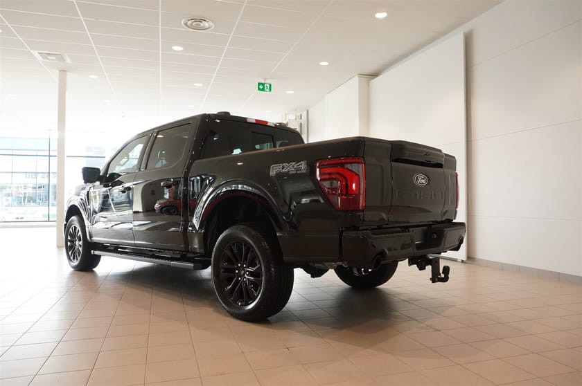 Bild 3 av Ford F-150 SuperCrew My25  Lariat Black Edition 5.0l V8 406hp