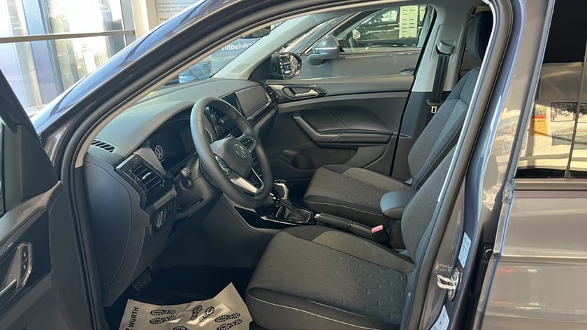 Bild 3 av Volkswagen T-Cross LIFE 1.0 TSI 115 HK DSG7