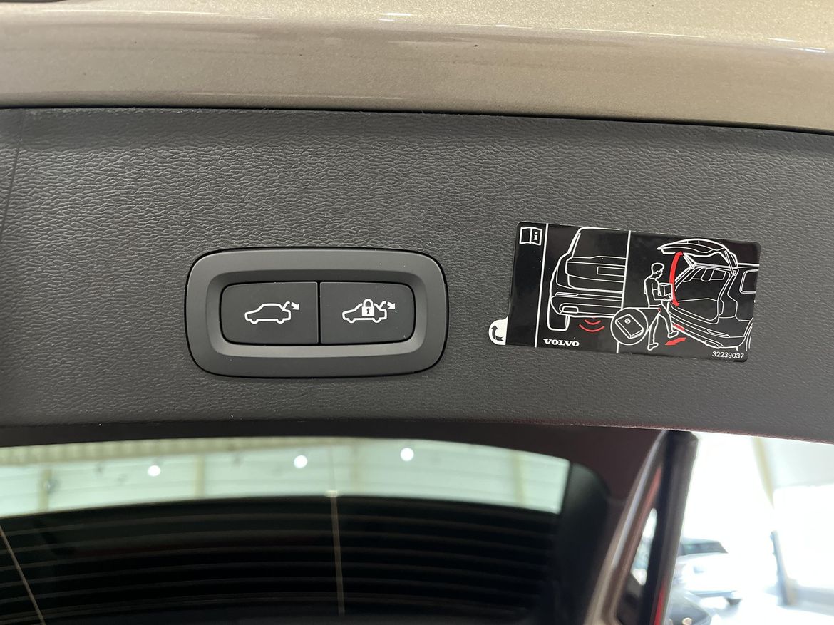 Volvo XC40 2022 - miniatyr 17