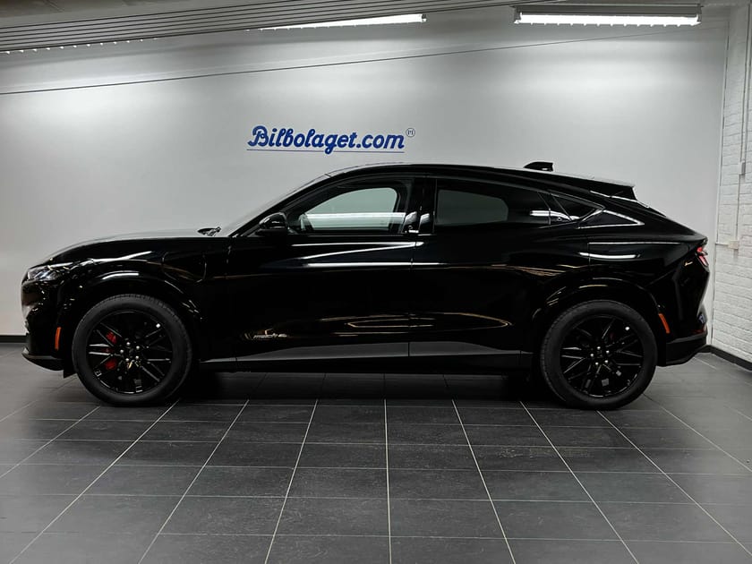 Bild 2 av Ford Mustang Mach-E Long Range AWD Prem LRDM 88kWh