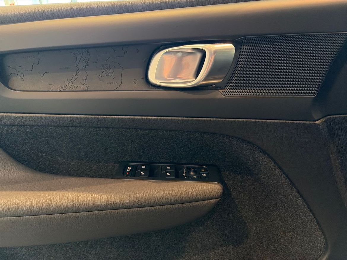 Volvo XC40 2023 - miniatyr 15
