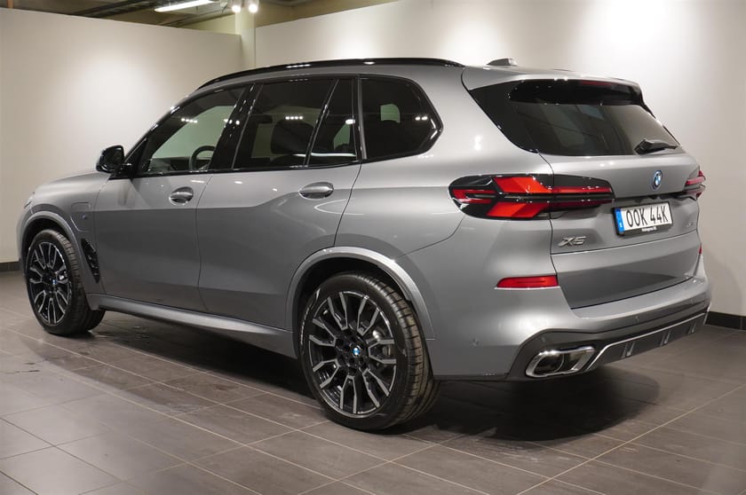 Bild 3 av BMW X5 xDrive50e M Sport Business Ed Drag DA Pro H K
