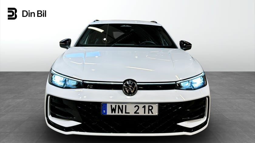 Bild 4 av Volkswagen Passat Sportscombi R Line Black TDI193 DSG 4M Drag/Värmare