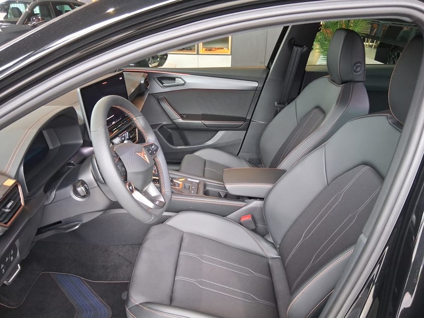 Bild 5 av CUPRA Leon Sportstourer e-Hybrid 1.5 204 DSG (PLUG