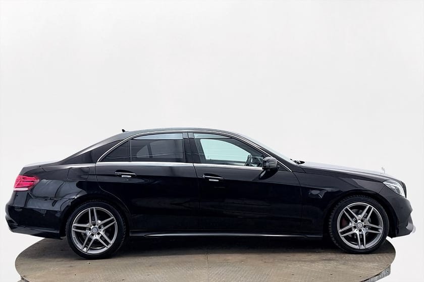 Bild 5 av Mercedes-Benz E 250 CDI 4MATIC E250 4M Aut Avantgarde AMG Sport Navi Läder 204hk