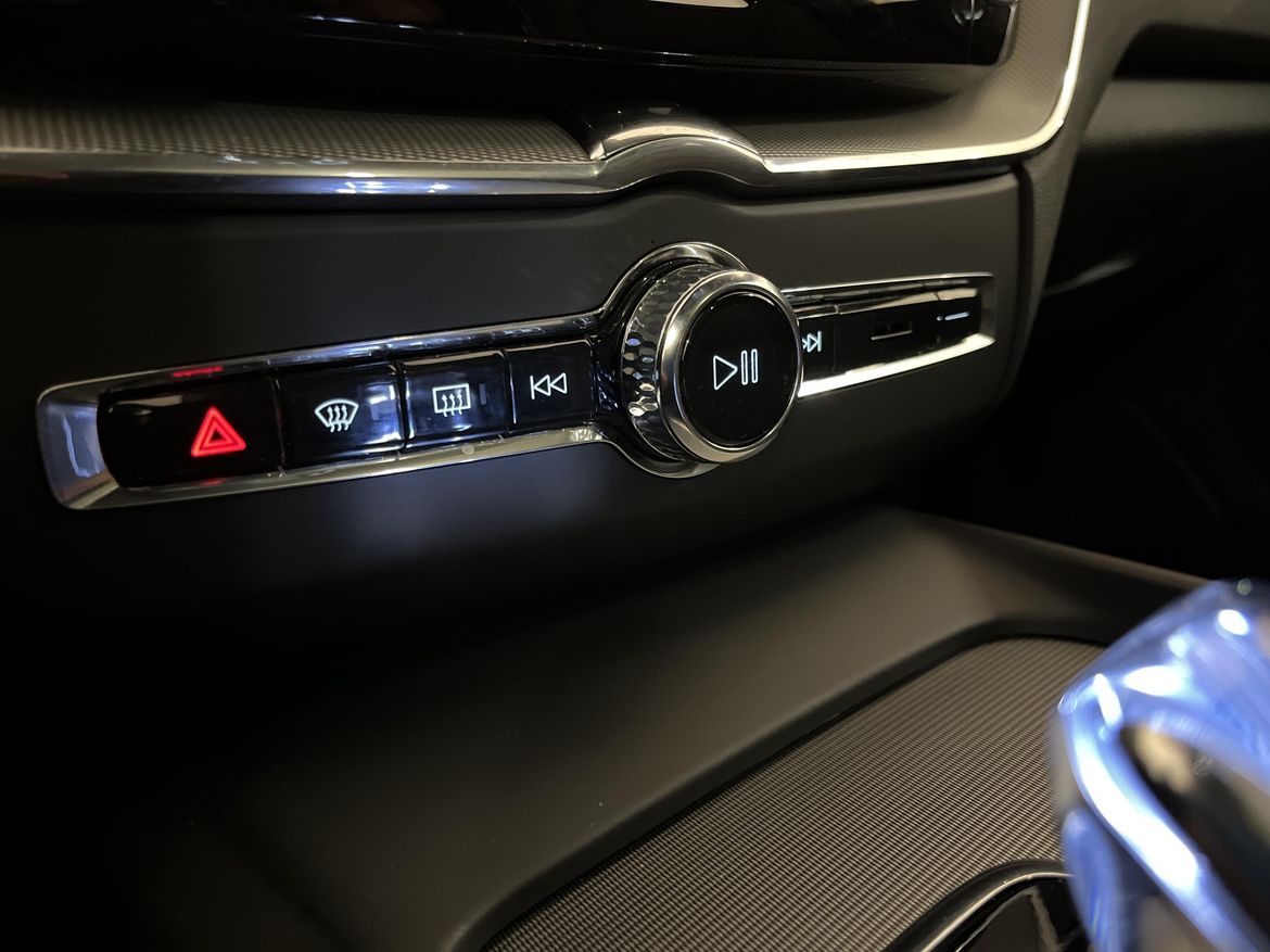 Volvo XC60 2025 - miniatyr 24