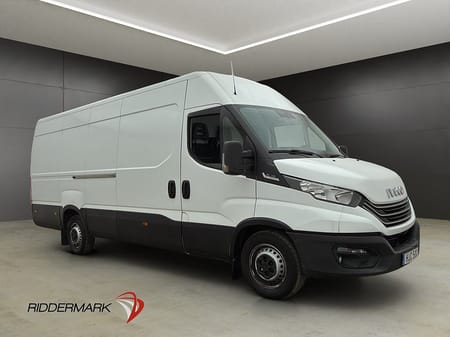 Iveco Daily 35-140 Van L4H2 2.3JTD FLYTTBIL Värmare A/C 3-Sit PDC MOMS