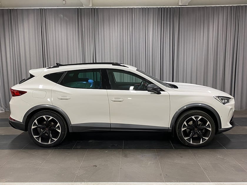 Bild 5 av CUPRA Formentor 1.5 TSI 150hk Navi Backkamera 19" Fälgar