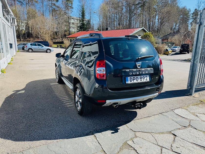 Bild 4 av Dacia Duster 1.5 DCI 109HK 4x4 / NAVI / DRAG / 1 ÄGARE