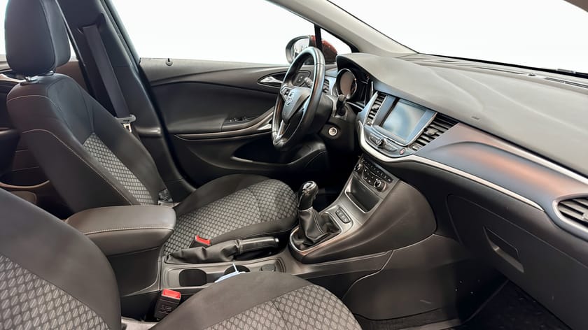 Bild 3 av Opel Astra 1.0 EDIT ecoFLEX 105hk CARPLAY NYSERVAD