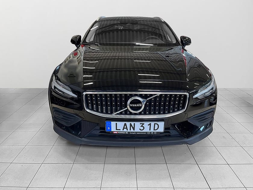 Bild 4 av Volvo V60 Cross Country B4 AWD Geartronic Momentum Backkamre -Drag -varmare
