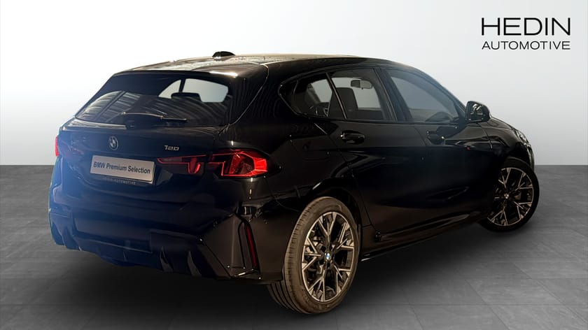 Bild 2 av BMW 120 M Sport