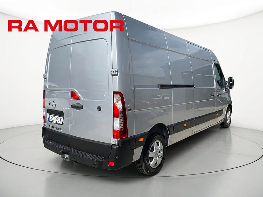 Bild 4 av Nissan Interstar Skåpbil 3.5t 180hk Automat L3H2 | Tekna | Moms | Drag | Låg mil