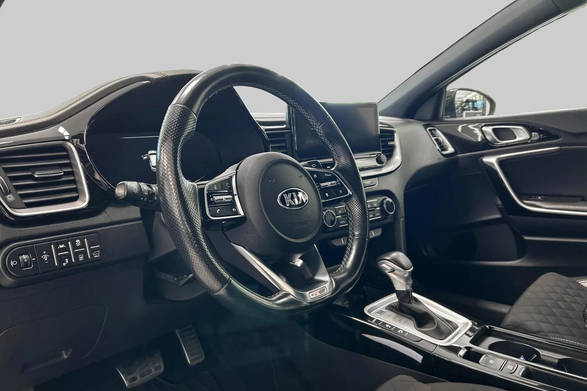 picture of a car