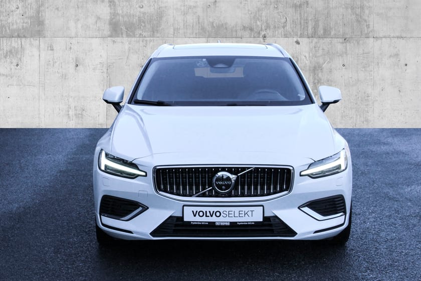 Bilde 2 av Volvo V60 Recharge T6 Ultima Bright KROK|PANO|360|HUD|H&K|7år*
