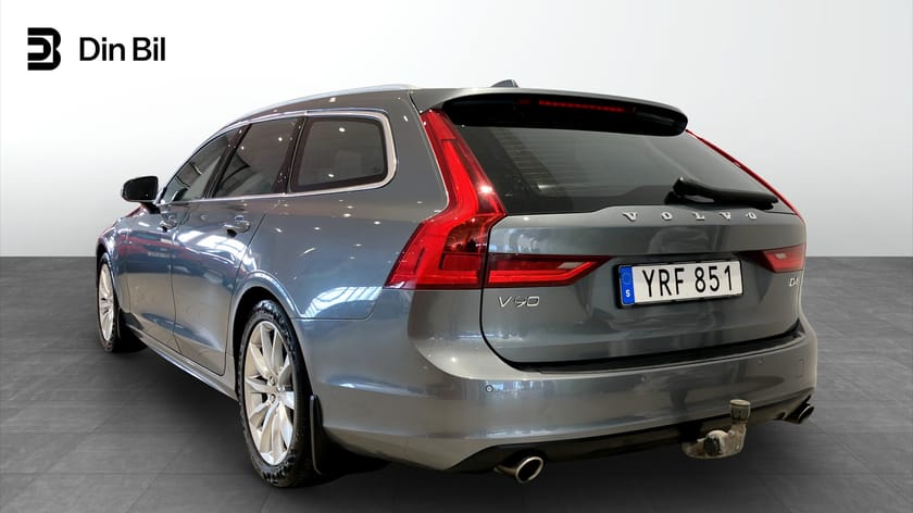 Bild 3 av Volvo V90 D4 190hk Momentum- Bluetooth Navi Dragkrok