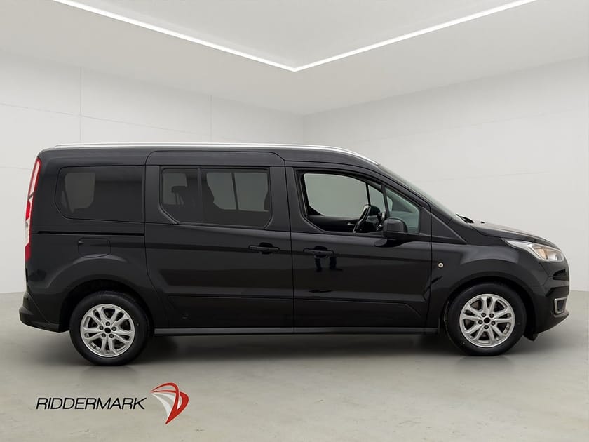 Bild 2 av Ford Grand Tourneo Connect Värm Drag Pano B-Kam 7-Sits Moms